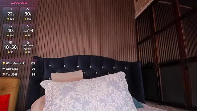 JuliaDawson  online show from February 2026 02:53:01 AM