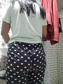 Hannah-grace online show from January 2025 09:44:02 AM