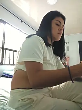 Hannah-grace online show from October 2025 12:50:01 PM