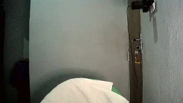 AlexiaDuucan online show from October 2025 12:22:01 AM