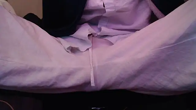 Snapshot of herver67 chatting on December 2025 03:39:02 PM herver67 online show from December 2025 03:39:02 PM