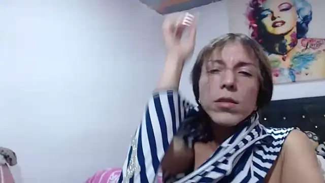 Snapshot of aleera_starxx982 chatting on March 2025 01:05:01 AM aleera starxx982 online show from March 2025 01:05:01 AM