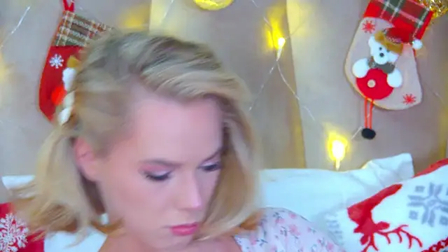 GentleRossi online show from December 2025 01:07:01 PM