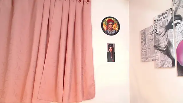 melisa es online show from February 2025 12:52:01 AM