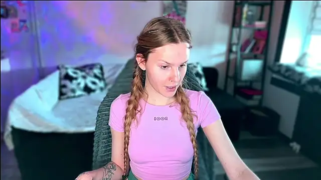 Snapshot of Chanel_Gill chatting on February 2026 10:58:02 AM Chanel Gill online show from February 2026 10:58:02 AM