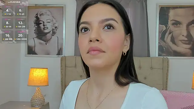 Snapshot of Beautyari_ chatting on March 2026 12:12:02 PM Beautyari online show from March 2026 12:12:02 PM