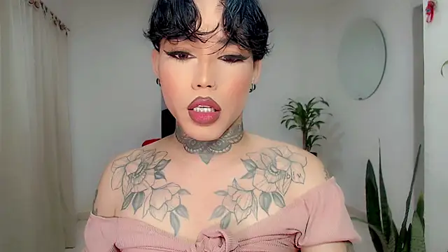 Snapshot of little_star_porn chatting on January 2026 09:29:01 PM little star porn online show from January 2026 09:29:01 PM