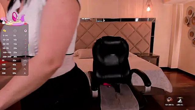 JennaOlsonX online show from November 2025 06:29:01 PM