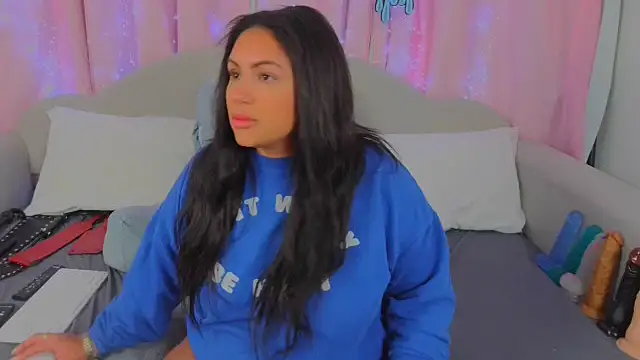 MeghanXO online show from February 2025 02:46:01 PM