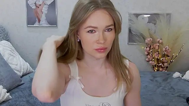 Snapshot of Veronika_Mitchel chatting on February 2025 05:31:02 PM Veronika Mitchel online show from February 2025 05:31:02 PM