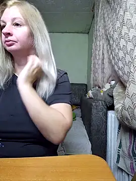 BustyBlond online show from November 2025 04:25:02 AM