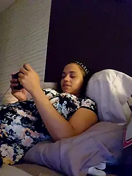 Snapshot of RuggyRackz chatting on October 2025 03:29:01 AM RuggyRackz online show from October 2025 03:29:01 AM