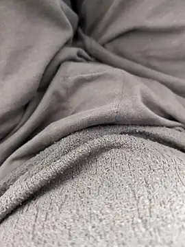 Snapshot of Elixire1 chatting on September 2025 05:15:02 PM Elixire1 online show from September 2025 05:15:02 PM