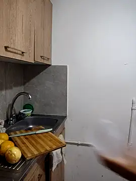 SAT--SU U online show from December 2025 06:14:03 PM