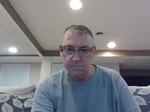 Snapshot of takeitall101 chatting on February 2025 08:33:02 PM takeitall101 online show from February 2025 08:33:02 PM