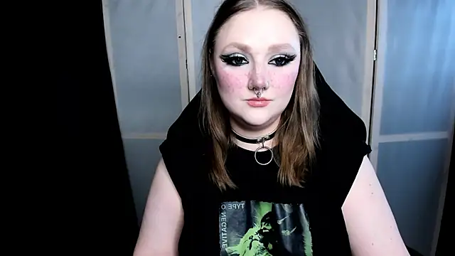 Snapshot of YourDyingBride chatting on November 2025 09:46:02 PM YourDyingBride online show from November 2025 09:46:02 PM