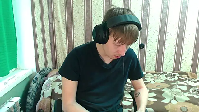 darienlarge online show from October 2025 11:47:02 AM