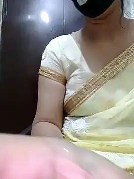 Snapshot of Nisha_candy chatting on December 2024 03:06:01 PM Nisha candy online show from December 2024 03:06:01 PM