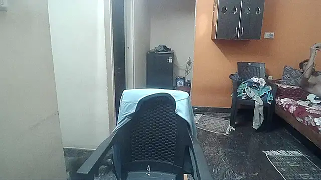 Indiaguy4u online show from December 2024 06:09:01 PM