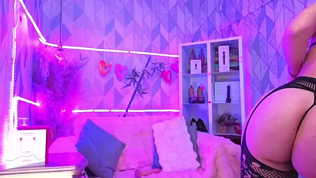 AsheyBaker online show from April 2026 10:28:01 AM