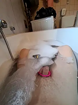 toeloverlive online show from October 2025 08:23:02 AM