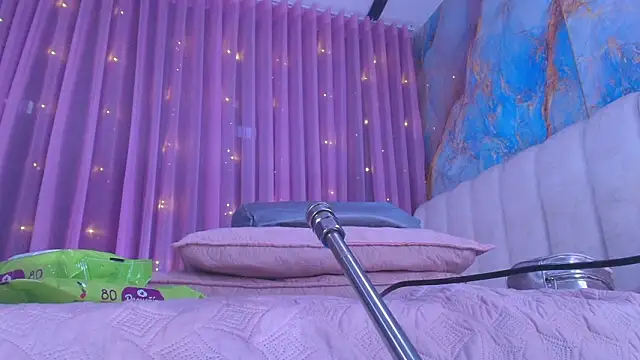 britanyy  online show from February 2026 03:07:02 AM