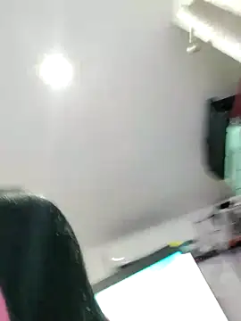 LindaGarcia22 online show from December 2024 01:21:01 AM