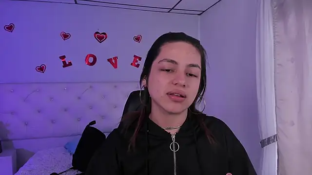 Snapshot of Aron_cruz chatting on February 2025 01:39:02 PM Aron cruz online show from February 2025 01:39:02 PM