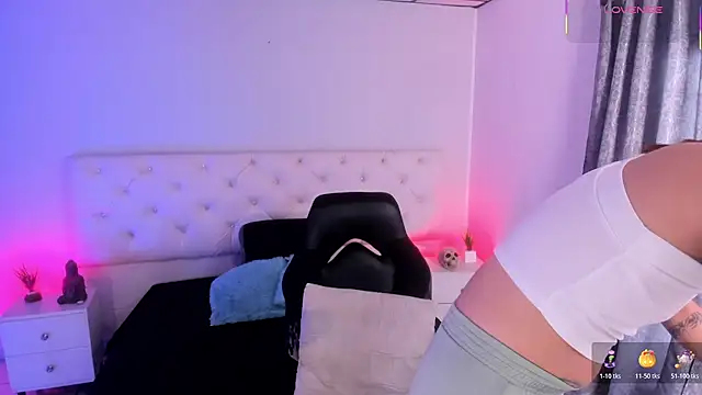 Snapshot of Aron_cruz chatting on October 2025 01:33:02 PM Aron cruz online show from October 2025 01:33:02 PM