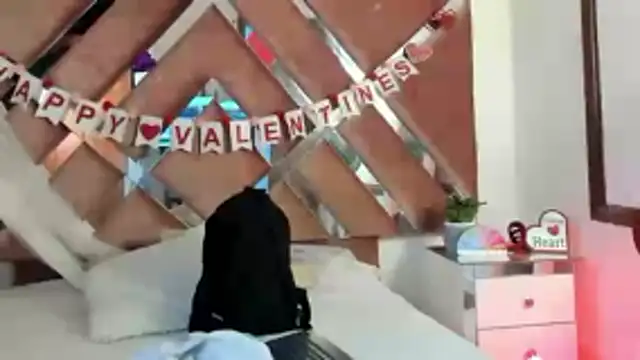 Snapshot of Aron_cruz chatting on February 2026 12:45:02 PM Aron cruz online show from February 2026 12:45:02 PM