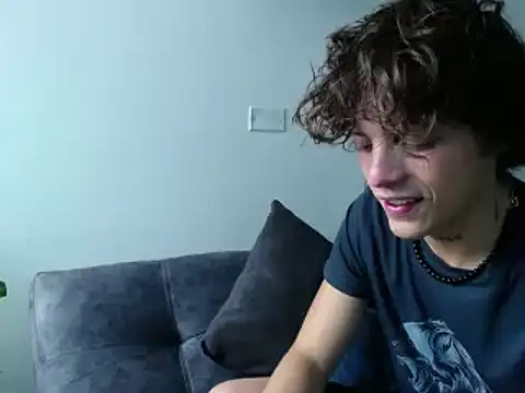 Santiago kiler online show from December 2024 07:43:01 PM