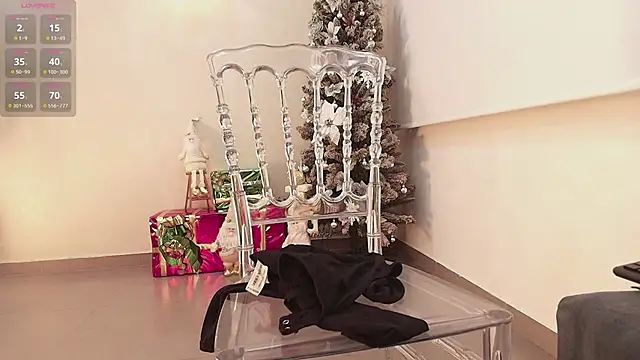 Sassy--Girl online show from December 2025 11:04:02 AM