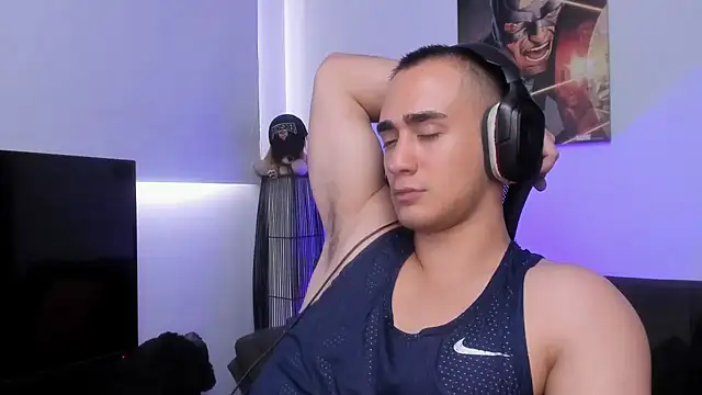 AlexRivera6 online show from December 2024 07:59:02 PM