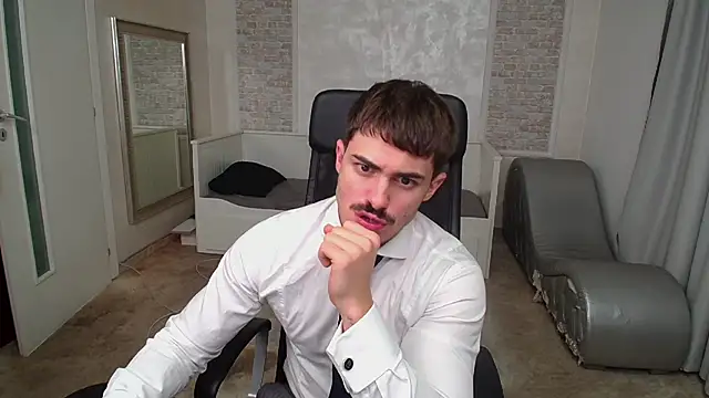 WilsonJules online show from December 2024 08:26:02 PM