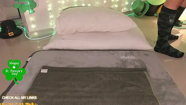 ohyesly  online show from March 2026 10:10:01 AM