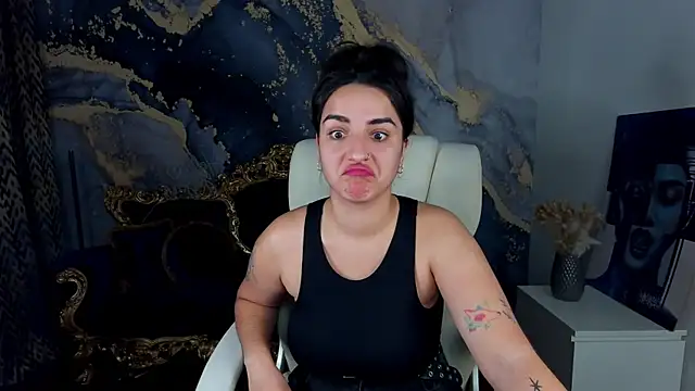 Daphne Moss online show from March 2025 01:40:02 PM