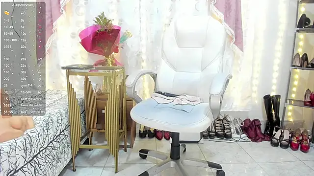 Snapshot of Chanel_Doll_ chatting on February 2025 02:02:01 PM Chanel Doll online show from February 2025 02:02:01 PM