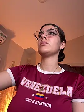  Niah  online show from February 2026 08:58:01 PM