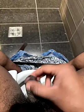 Pavan921 online show from December 2025 05:21:01 PM