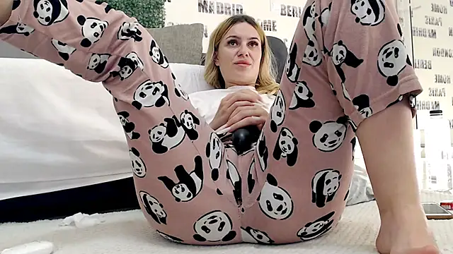 sweetdaiana23 online show from March 2025 06:47:01 AM