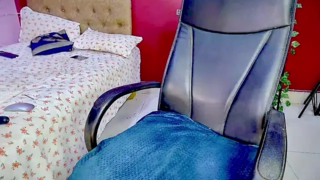 Naughty nightz online show from January 2025 08:24:01 PM