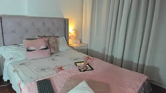 destinysweet21 online show from July 2026 11:29:02 PM
