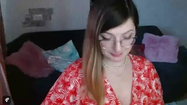 Arielsssplash online show from December 2025 08:01:01 AM