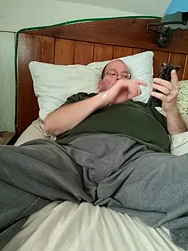 mrwizard4570 online show from February 2026 03:17:02 PM