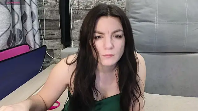 Vika loves you online show from January 2026 02:42:02 PM