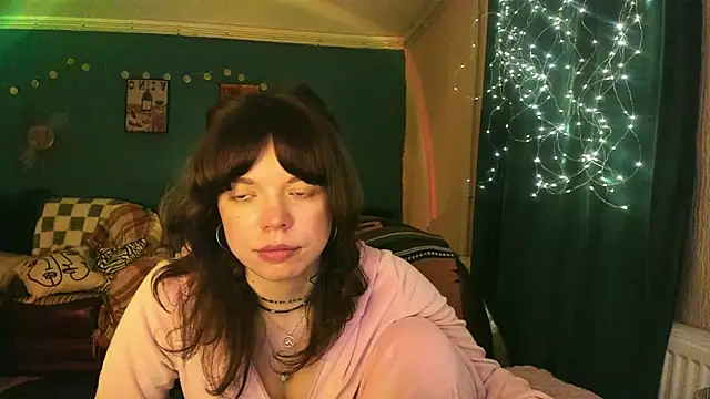 ClancyMorissey online show from March 2026 06:16:02 PM