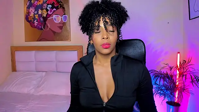 AitanaBrown  online show from April 2026 09:29:02 PM