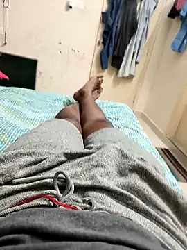 mkmony online show from September 2025 06:10:01 PM