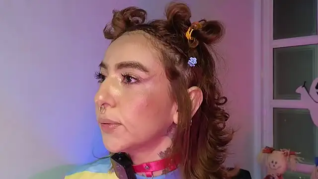 Evangelyne 1 online show from October 2025 03:47:02 PM