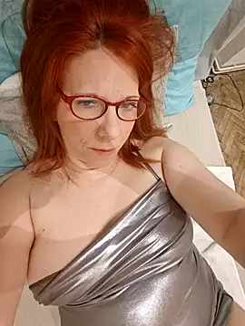 lollipop cat online show from December 2024 02:17:02 PM